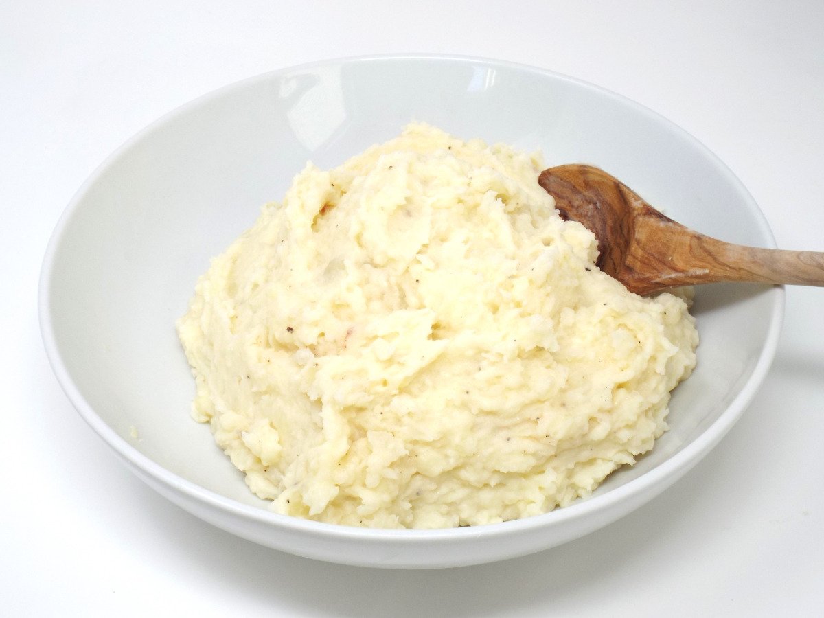 cheddar and garlic mashed potatoes